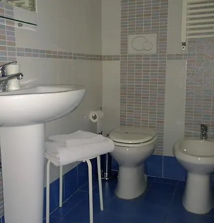 Almi Bed & Breakfast 4*