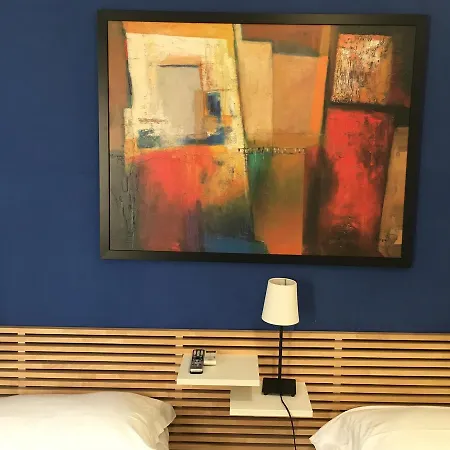 Almi Bed & Breakfast 4*