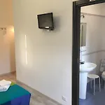 Nocleg ze śniadaniem Almi 4*