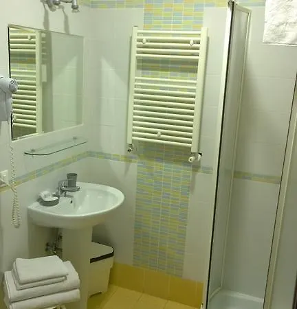 Almi Oda ve Kahvaltı Roma