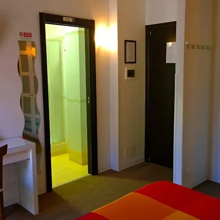 Almi Oda ve Kahvaltı 4*